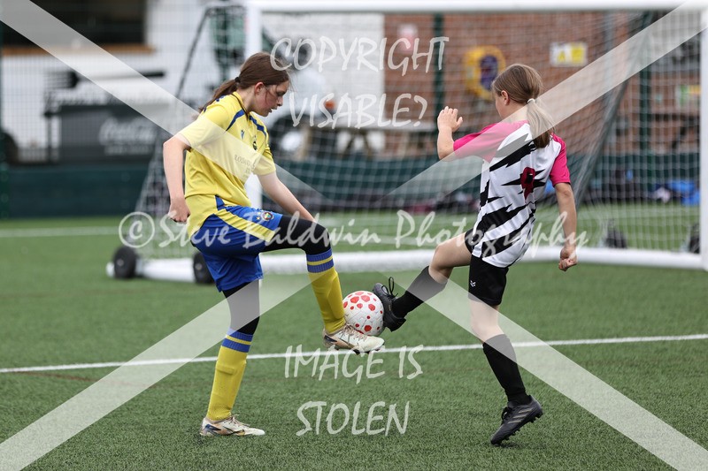 1DX31237 - Sat 6th U12 Girls