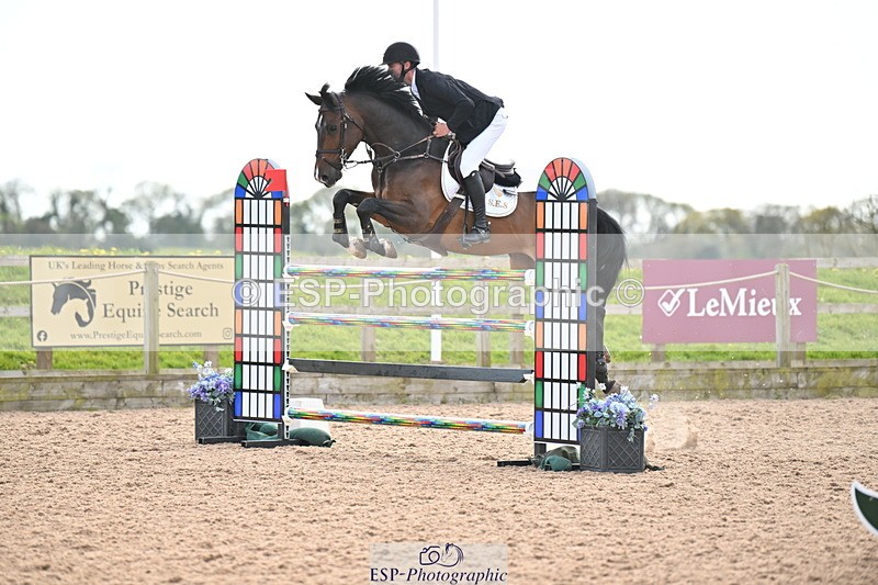 240418A-145846-04616 - Cls 9, 2 Star Big Tour 1.40m