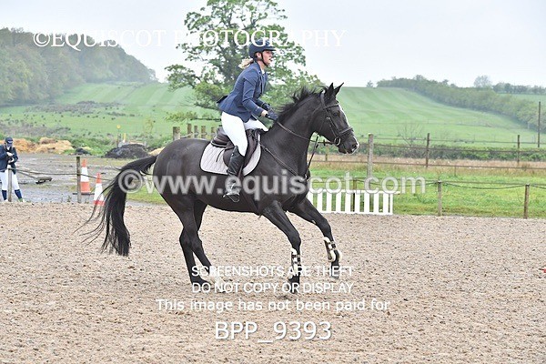 BPP_9393 - CLASS 32 MON Club/ Unaffiliated 70cms Open