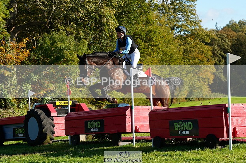 251025A-151034-21533 - G-559-Eleanor.Dunachie