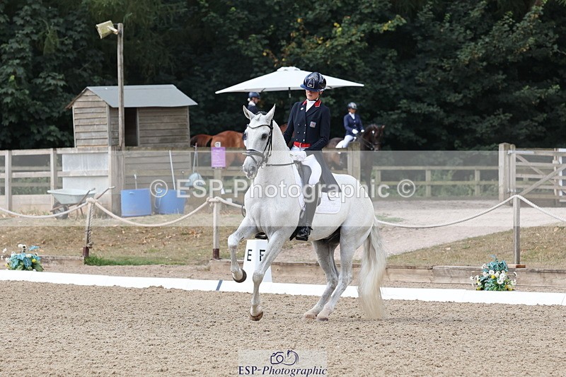 250809A-105026-02701 - 018-Lily.LaughtonEquador.MT