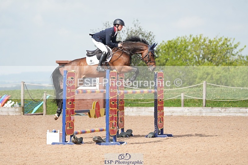 260508-101152-04800 - Cls 12 Snr Foxhunter