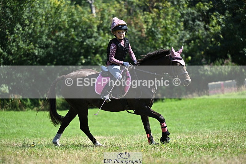 240729B-144922-02861 - Abbie's Group XC