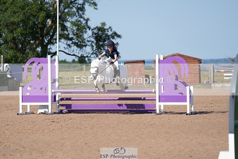 250712-093124-01133 - Cls 1 Pony Intro 70cm