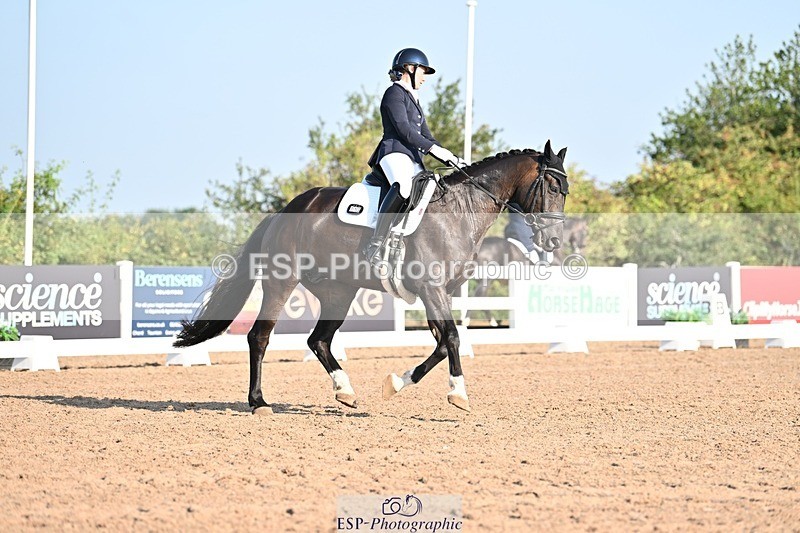 250816-090230-02543 - 113-Chloe.BakerFirst.Date.III