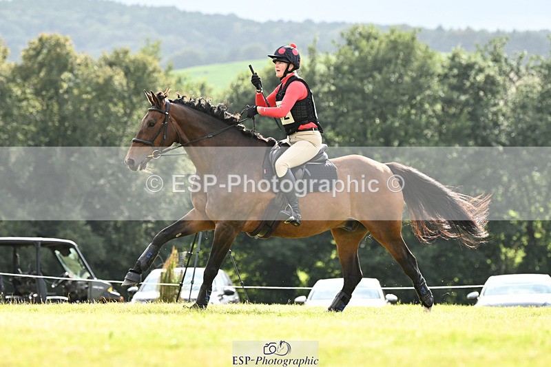 240825X-170946-37425 - 80cm XC 16.30 to 17.30