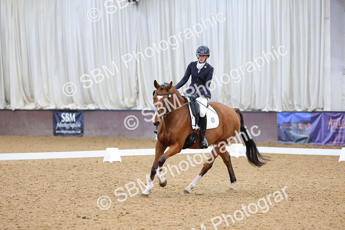 SBM_003052 - Novice