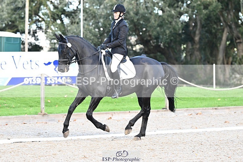 231110-134841-01068 - Cls 4 Novice 39Q