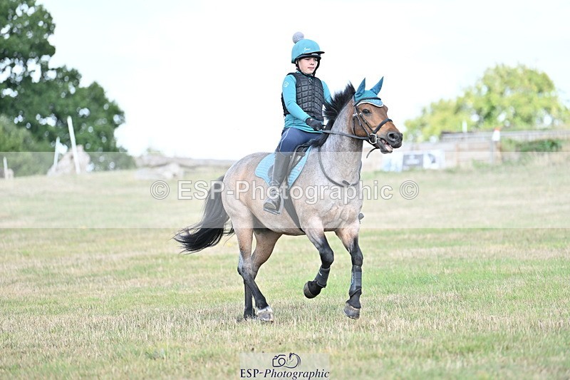 250821B-103003-00131 - Group B - Danielle