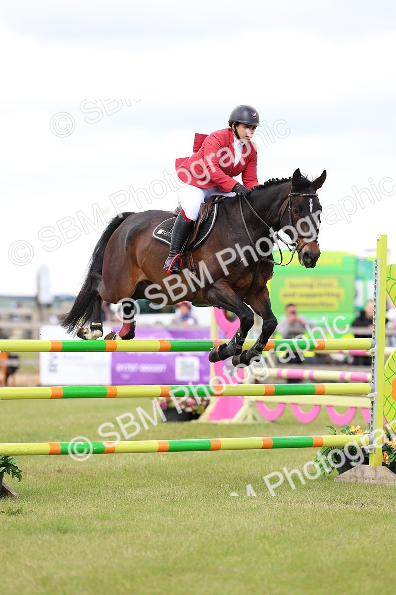 SBM_13841 - Class 206 - Senior Newcomers - 1.10m Open