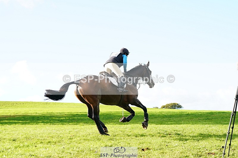 251025A-143732-21052 - G-518-Nicky.Ralph