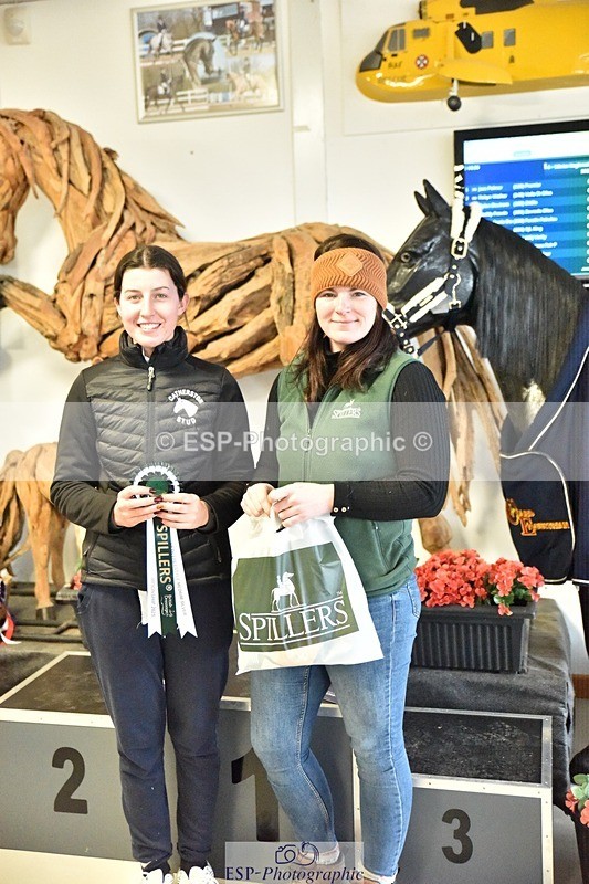 250214-130652-00339 - Freestyle Medium Silver Presentation