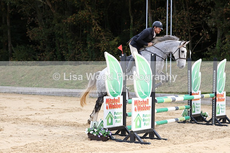 3E7A2175 - Class 4: Senior British Novice/90cm open