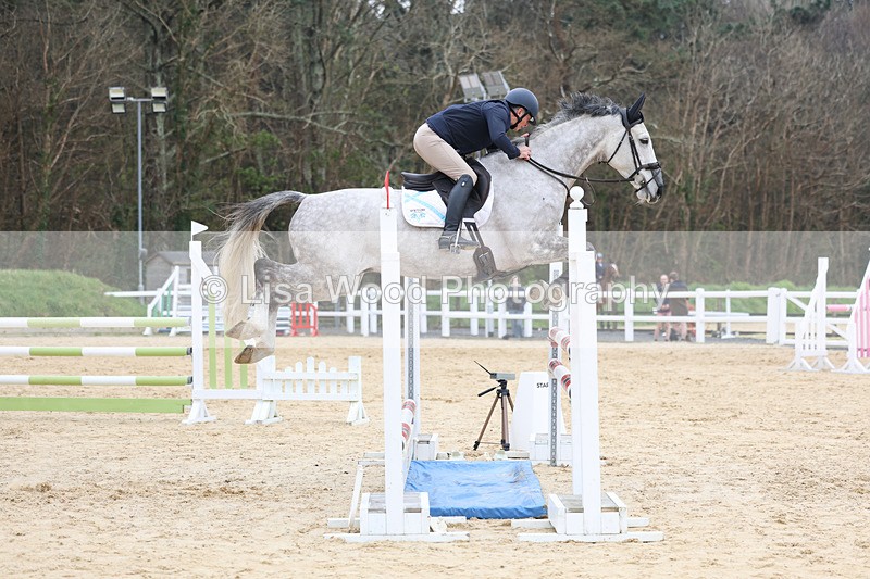 3E7A7632 - Class 8: Senior Newcomers/1.10m open