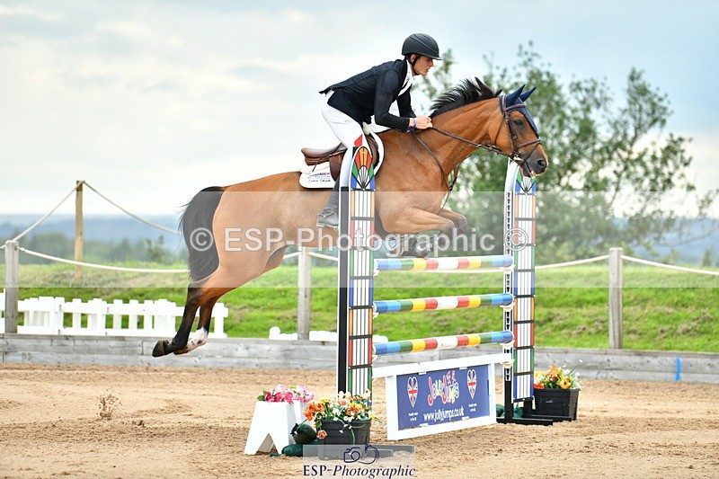 230720A-151540-03781 - Cls 9, 2 Star Big 1.40m Start to break