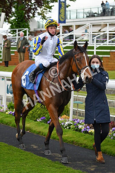 yr22052021r6-40 - Race 6 4.55pm Reg Bond
