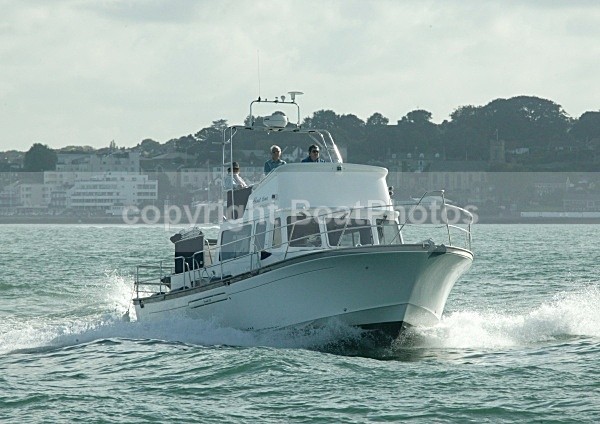 081009 ABOUT TIME 8CDX9990 - Flybridge Cruisers