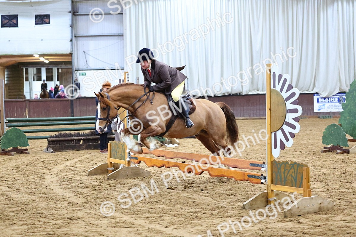 SBM_003166 - Class 35 - 60cm Training Stakes