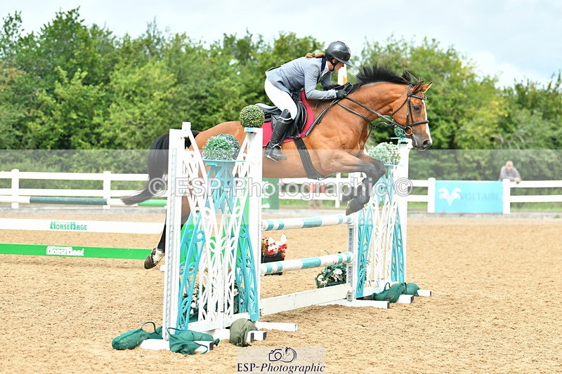 230813A-102307-11414 - Cls 40 A&B Senior Discovery & 1m Open