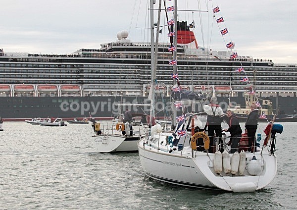 120605 GALADRIEL IMG_7697 - THREE QUEENS MEET IN SOUTHAMPTON 5th June 2012