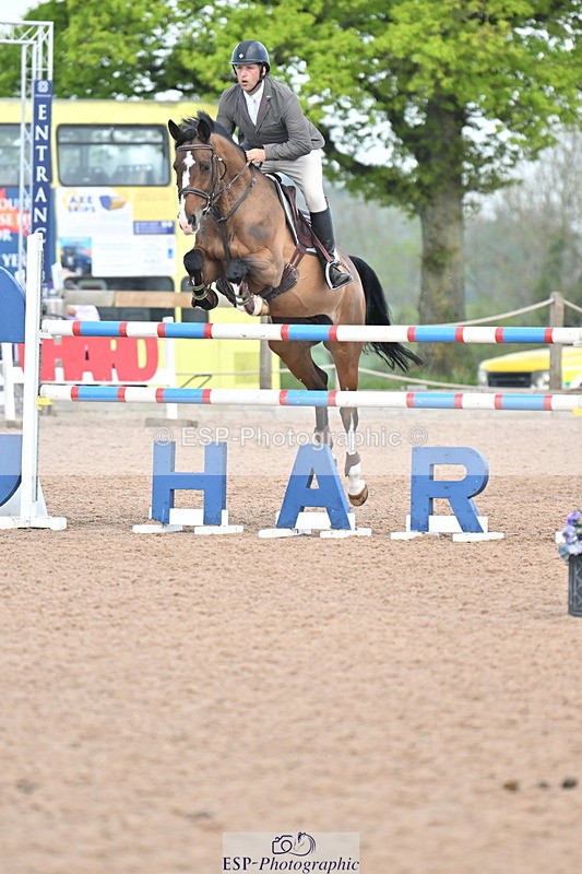 240512A-104458-17357 - Cls 48 National 1.30m Open