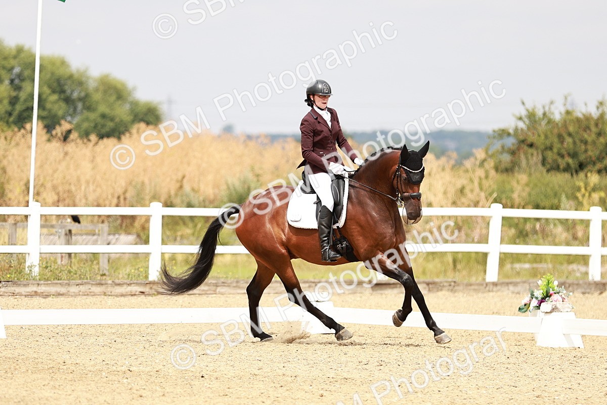 SBM_003098 - Class 6 - Novice 6 Silver - 11.34-12.20