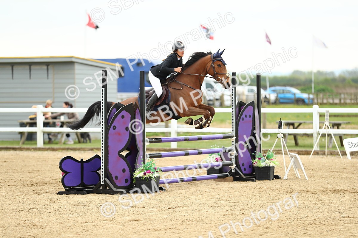 SBM_000311 - Class 2 - Senior British Novice 90cm