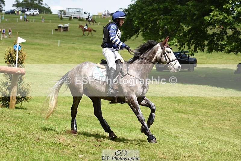 230528-134004-17583 - 461-SAUNDERSCOURT_AMBASSADOR-Adam_Trew-XC