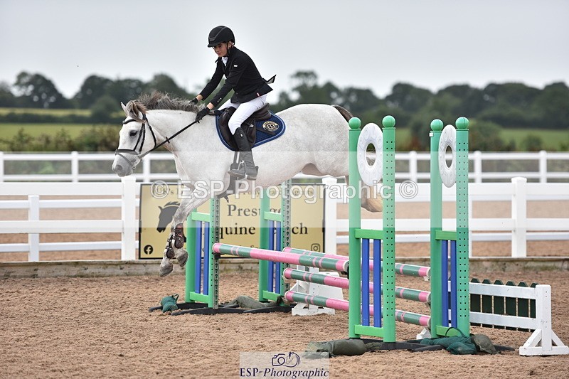 230805A-123150-00693 - Cls 7 Pony Intro 70cm