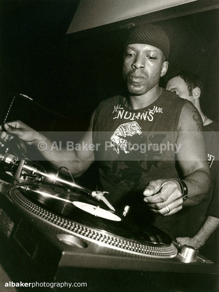 simon bassline smith - Heavy Hitterz: (M - Z)