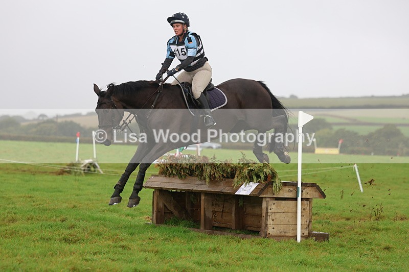 3E7A1854 - Class 4: 80cm: Box