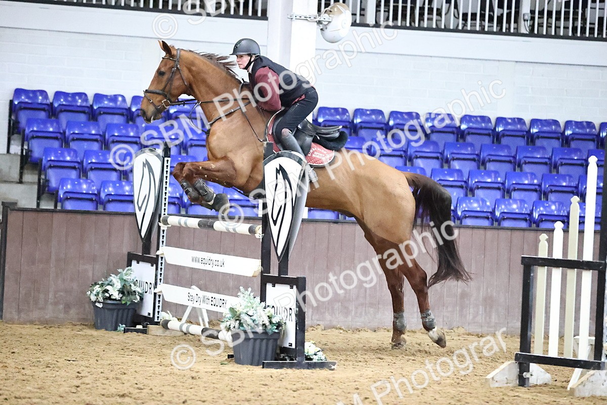 SBM_005746 - Class 17 - Senior Newcomers 1.10m