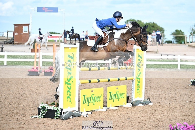 260627-175039-05866 - Cls 27 Foxhunter and 1.10m