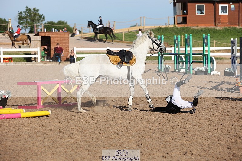 240629A-181915-09264 - Cls 14 Springboard 128cm + 138cm