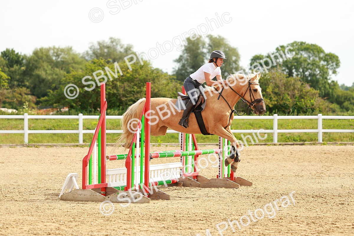 SBM_000239 - Class 1 - Clear Round
