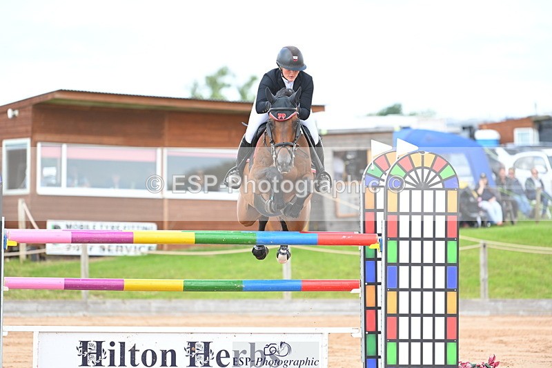 230721A-153856-07356 - Cls 10, 2 Star Big 1.45m Start to break