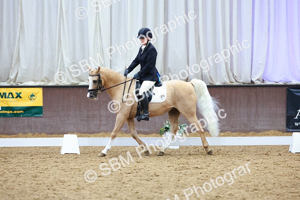 SBM_004282 - Class 12 - E2 Championship - 14.50-15.53