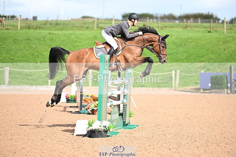 240912A-140855-02121 - Cls 5 National 1.30m Open