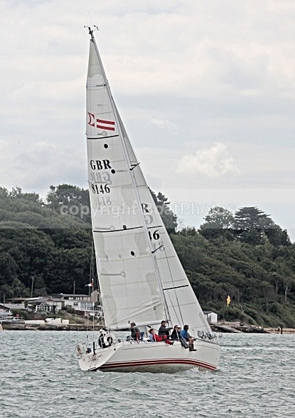 090710 VITESSE GBR8146R IMG_9329 - COWES - ST. MALO RACE 10th JULY 2009