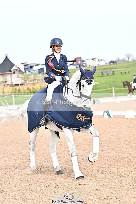 250403-134807-02195 - Cls 4 Freestyle Adv Medium Presentations