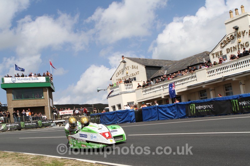 Dave Molyneux / Patrick Farrance DMR / DMR - Sure Sidecar Race 1