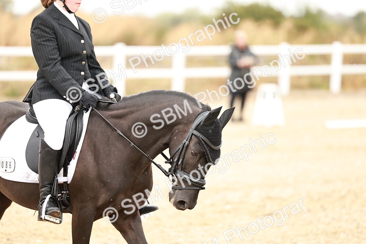 SBM_000111 - Class 1 - Intro 2 Warm Up 9.00-9.35