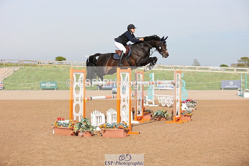 240511A-172013-15316 - Cls 38 National 1.40m Open