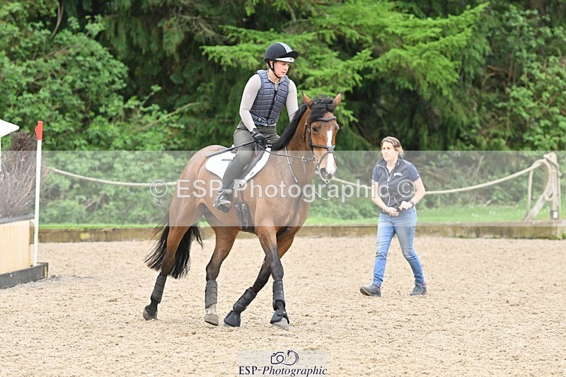 240411-115640-01159 - Group 4 XC