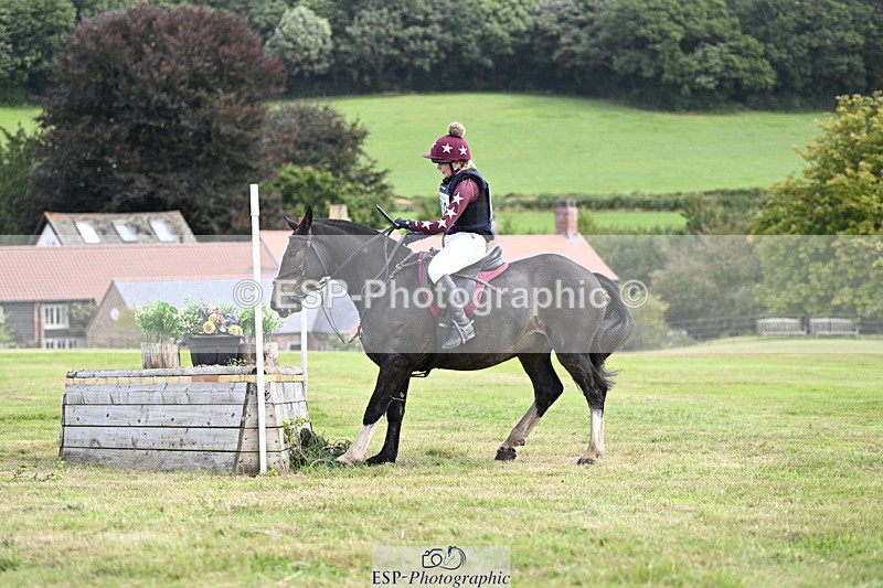 240825X-111447-32468 - 70cm XC 11.00 to 12.00