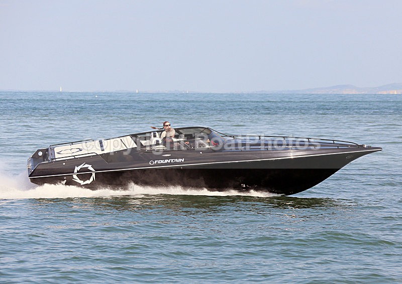 140418 FEVER PITCH FOUNTAIN WT7A8395 - Motorboats - Open