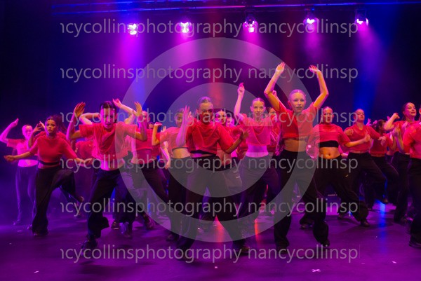 00997 - Nicki Minaj Medley