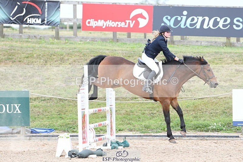 250807-135050-01376 - 90cm Round 2