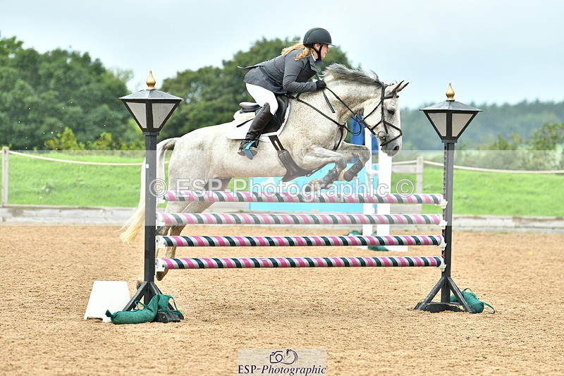 230805A-121307-00362 - Cls 3 Snr Foxhunter & 1.20m Open