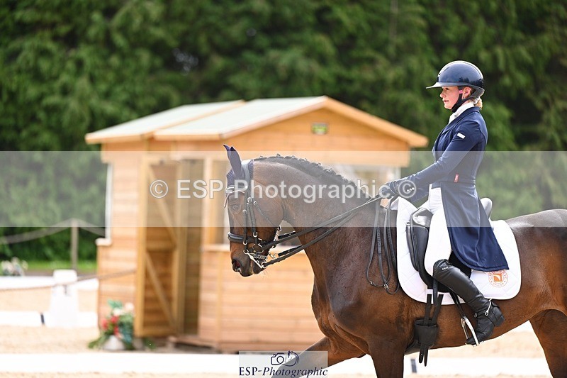 240524-103701-08171 - 513-WELLAN_GRAFFITI-Molly_Evans